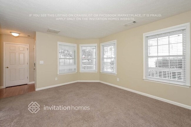 Photo - 2327 Pierce Way