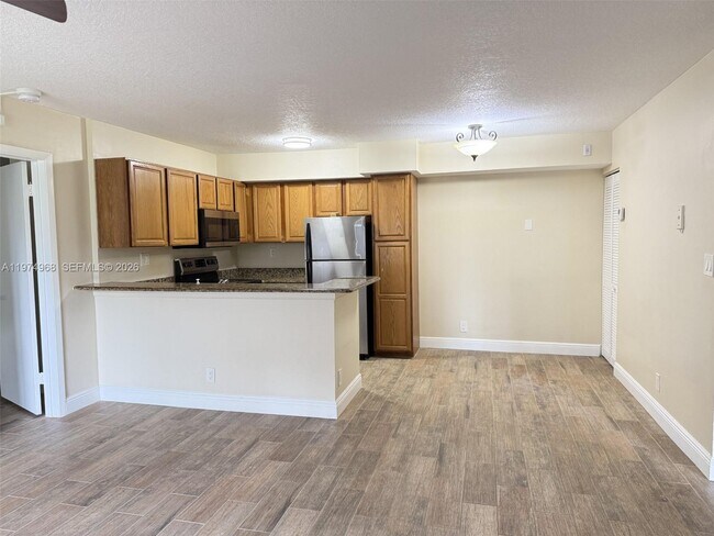 Photo - 811 Lyons Rd Unit 20104