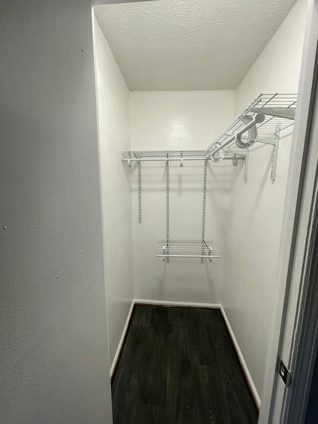 Photo - 485 Pierce Ave NW