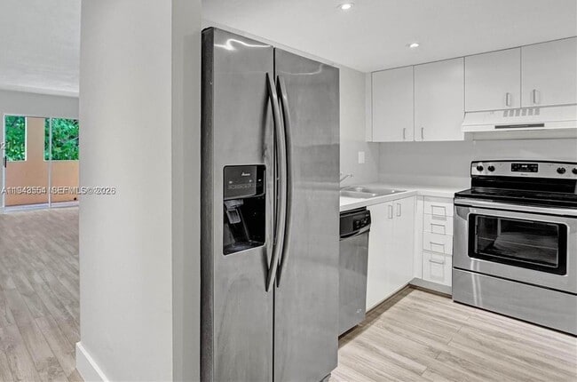 Photo - 1 Alhambra Cir Unit 203