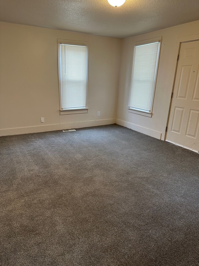 Photo - 1306 N Walnut St