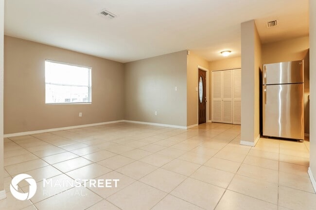 Photo - 5335 Brookmeade Dr