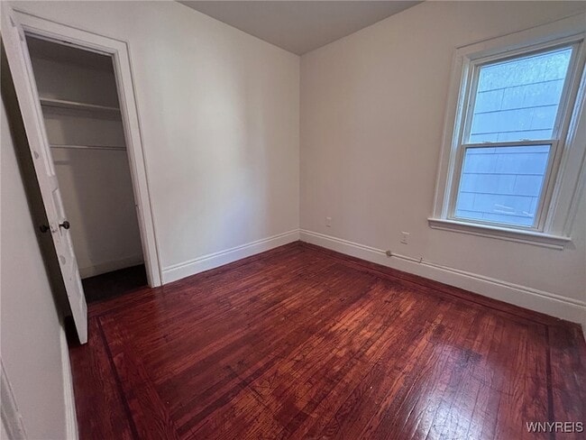 Photo - 1709 Amherst St