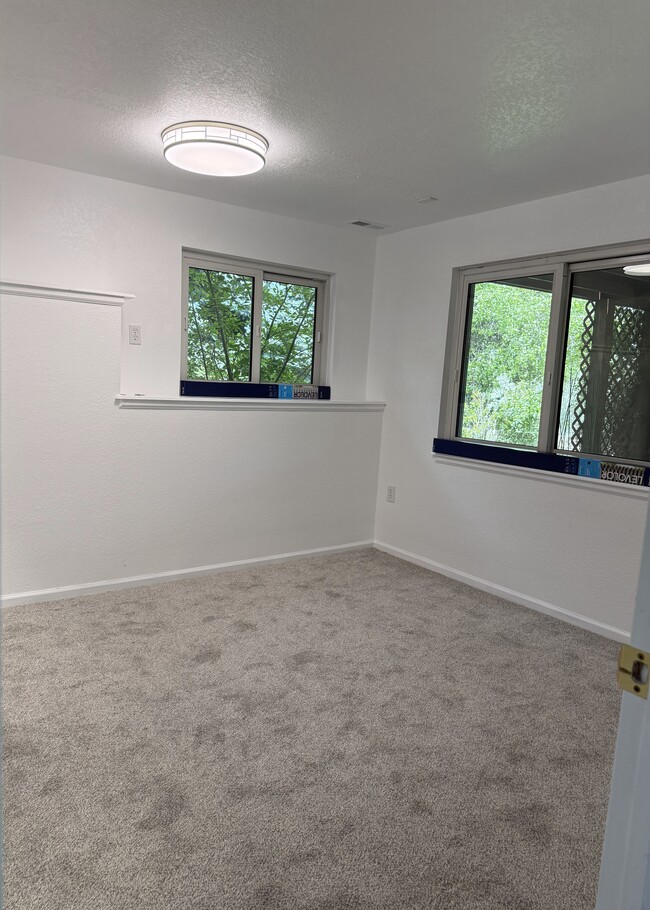 Photo - 2570 Paintbrush Ln