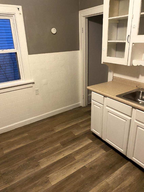 Photo - 6726 Kazimier Ave