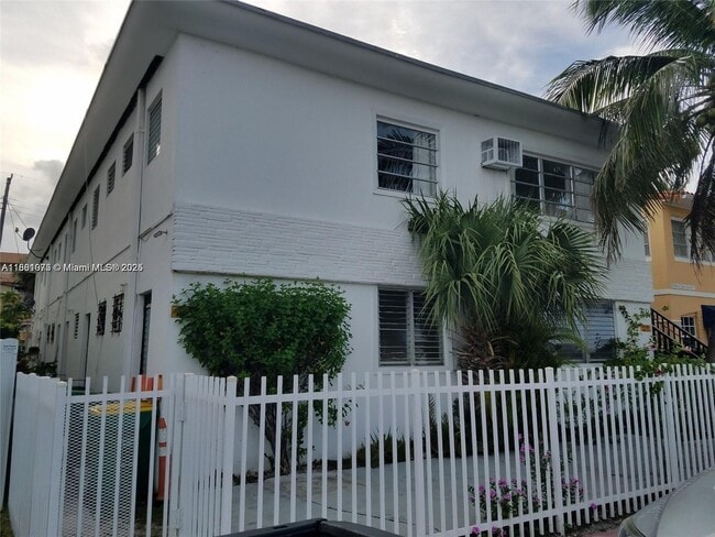Building Photo - 8132 Harding Ave Unit 14 Rental
