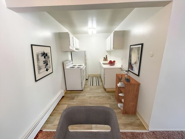 Top of the Drive Apartments