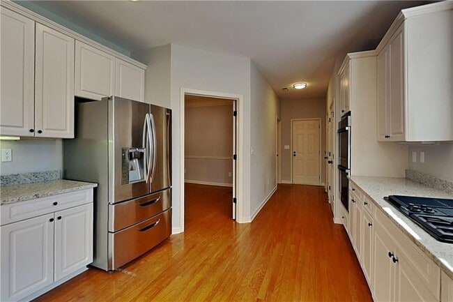 Photo - 1751 Wilkenson Ct NE