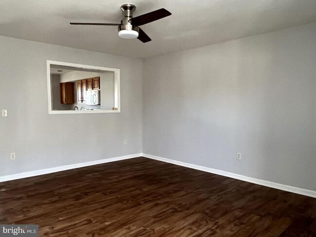 Photo - 406 S Spinnaker Ln