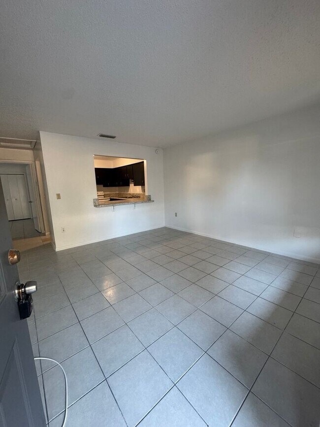 Photo - 620-622 Pineville Ln Unidad 620