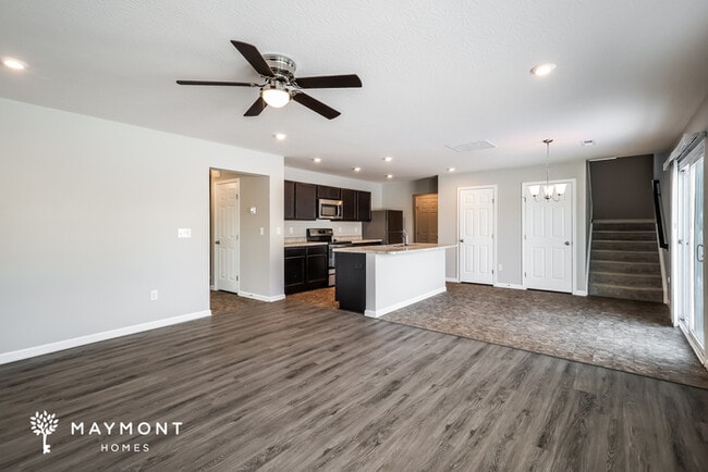 Photo - 946 Darlington Creek Dr