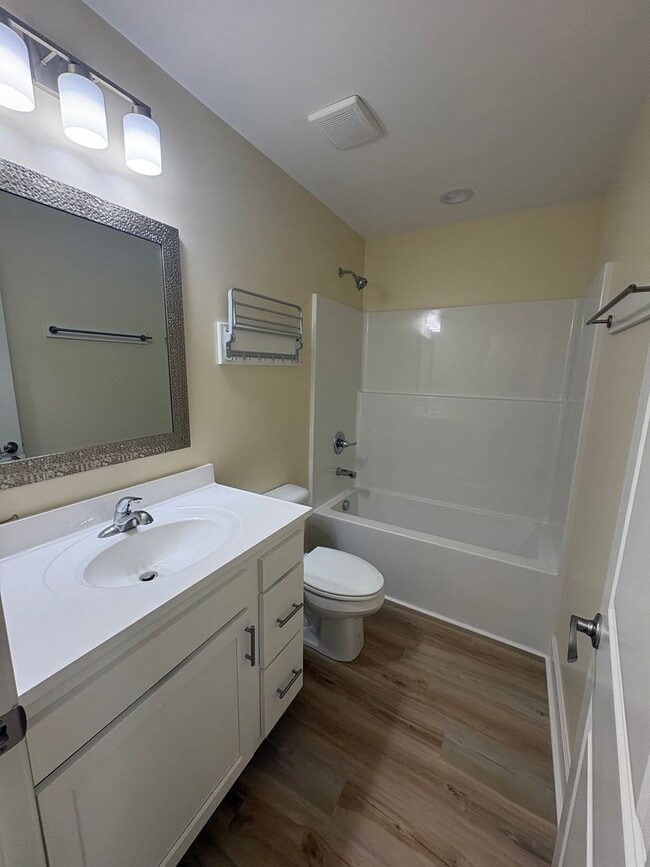 Photo - 504 Addison Ave