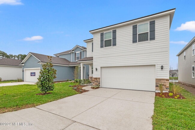Building Photo - 14710 Cashew Ave