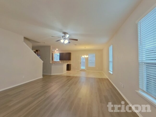 Photo - 13725 Vigilance St