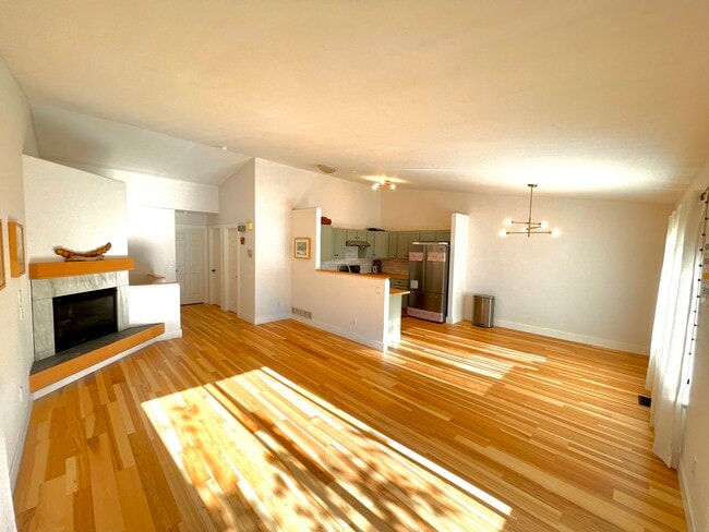 Building Photo - 8930 Northwood Park Cir Rental