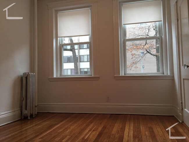Photo - 116 Warren St Unit 6