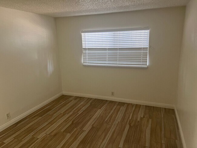 Photo - 1 Bedroom 1 Bath In Central Las Vegas