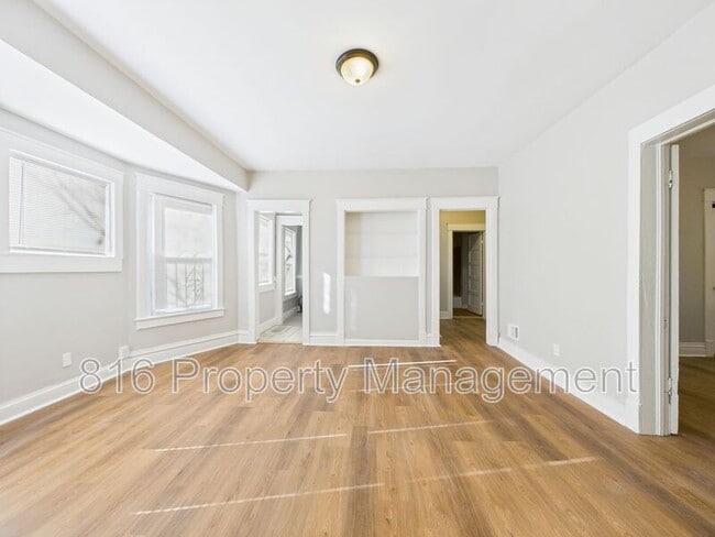 Photo - 2712 Park Ave