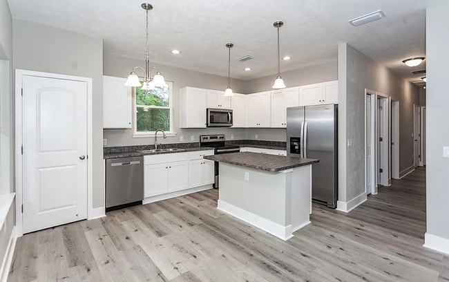 Photo - Modern 2BR/2BA Home in Trenton, FL – Like-New & Move-In Ready