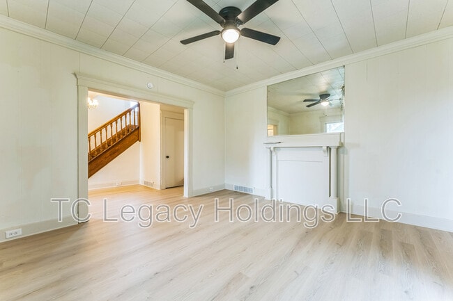 Photo - 513 Wilson St