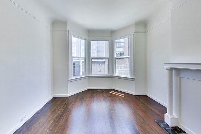 Building Photo - 554a Natoma St Unit A