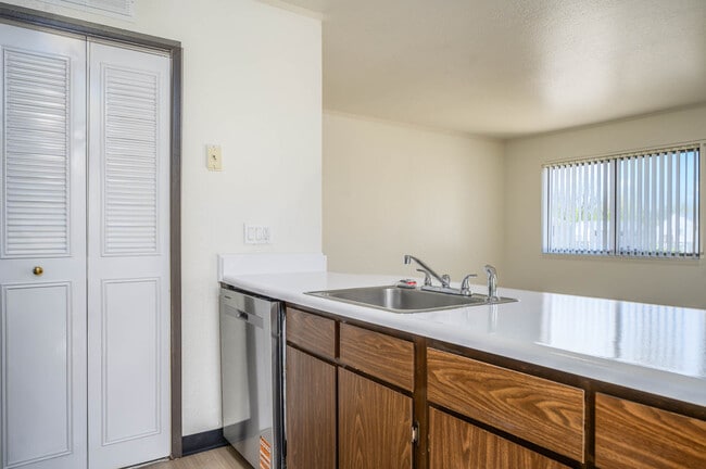 Brookshires Townhomes