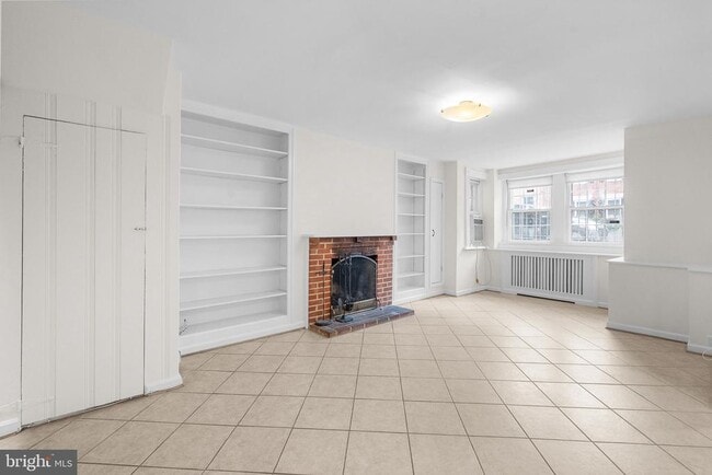 Photo - 1528 34th St NW