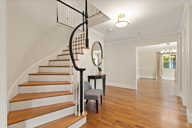 Photo - 150 Country Club Rd