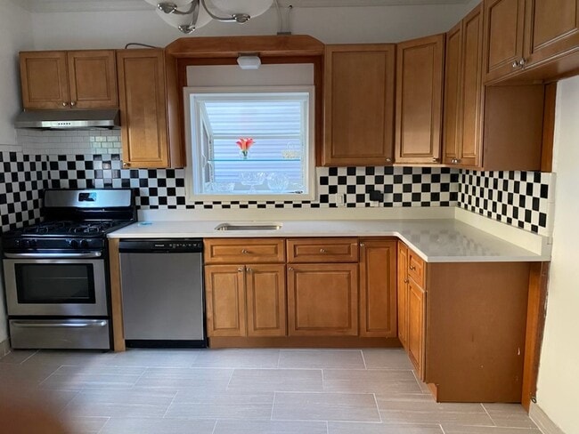 Photo - 304 Fulton Ave Unit 1