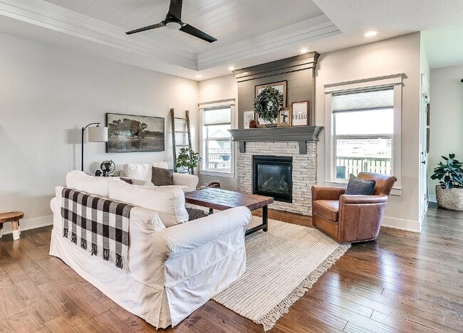 Photo - 2735 Danbury Rd