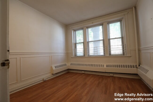 Photo - 130 Brainerd Rd Unidad 2