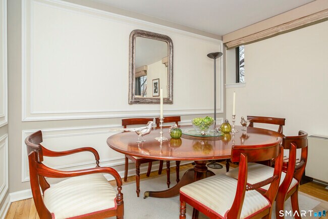 Photo - 15 Lafayette Ct Unit 1B