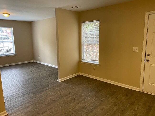 Photo - 510 Wabash Ave