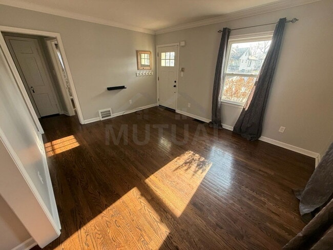 Photo - 389 Channing St