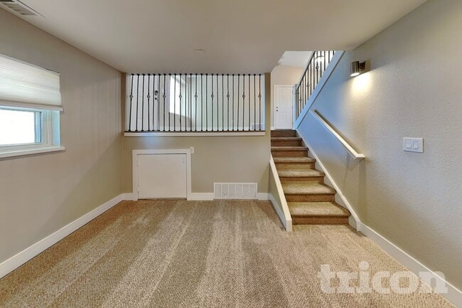 Photo - 1723 S Cathay St