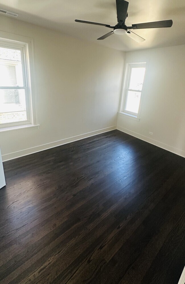 Photo - 8220 S Eberhart Ave Unit 3