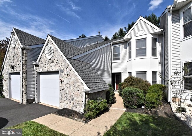 6 Kanon Ct