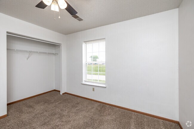 3BR, 2BA - 1,121SF - Second Bedroom