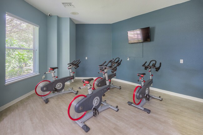 Versant Place Apartments