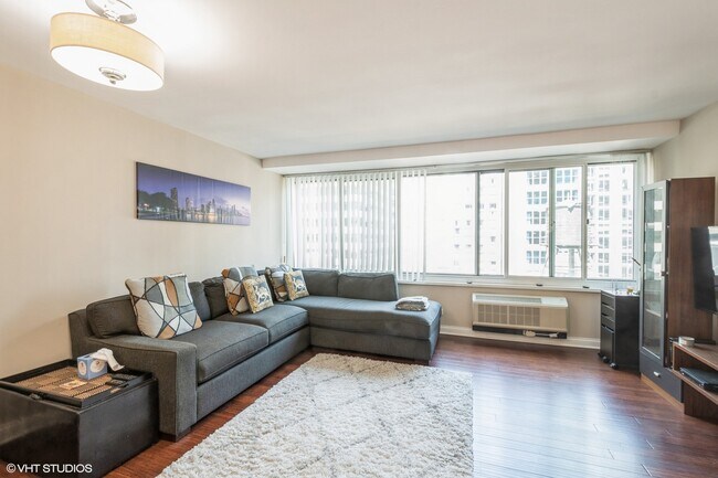 Photo - 211 E Ohio St Unit 1401