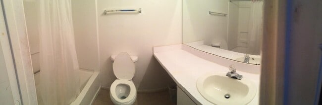 Photo - 4000 SW 23rd St Unit 2-201