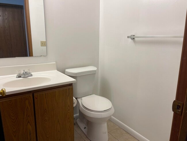 Photo - 3221 Woodward St