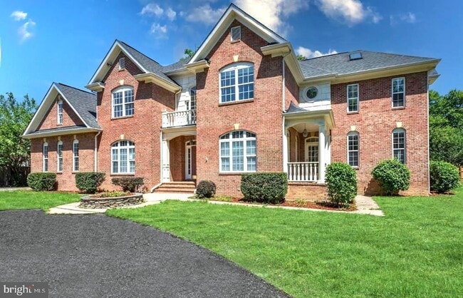 Photo - 6614 Quander Rd House