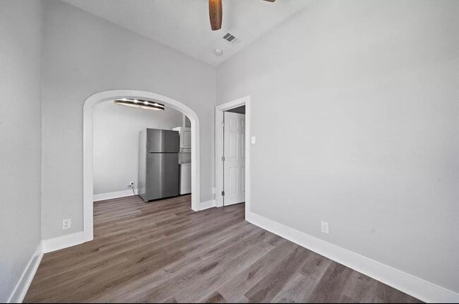 Photo - 805 10th St Unidad 4