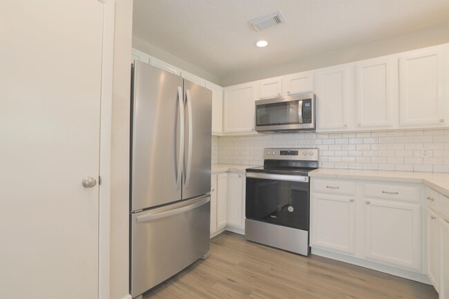 Photo - 2825 Hickory Limb Ct