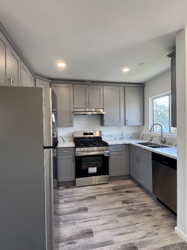 Photo - 15029 Burbank Blvd Unit 4