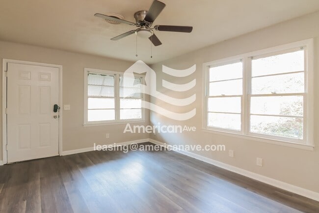 Photo - 2926 Urban Ave