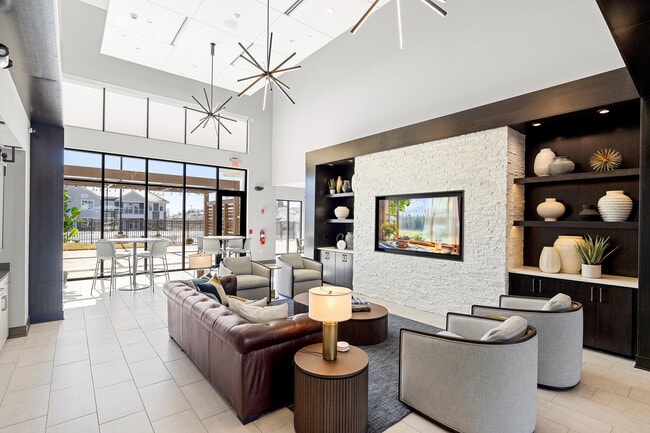 Building Photo - Seasons at Grafton Rental