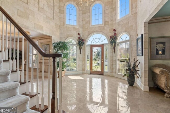 Photo - 5615 Habersham Valley