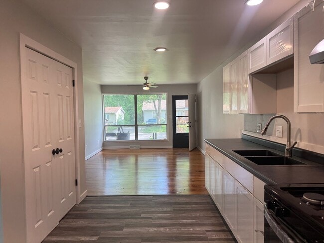 Photo - 1203 W Schwartz St Unit 1